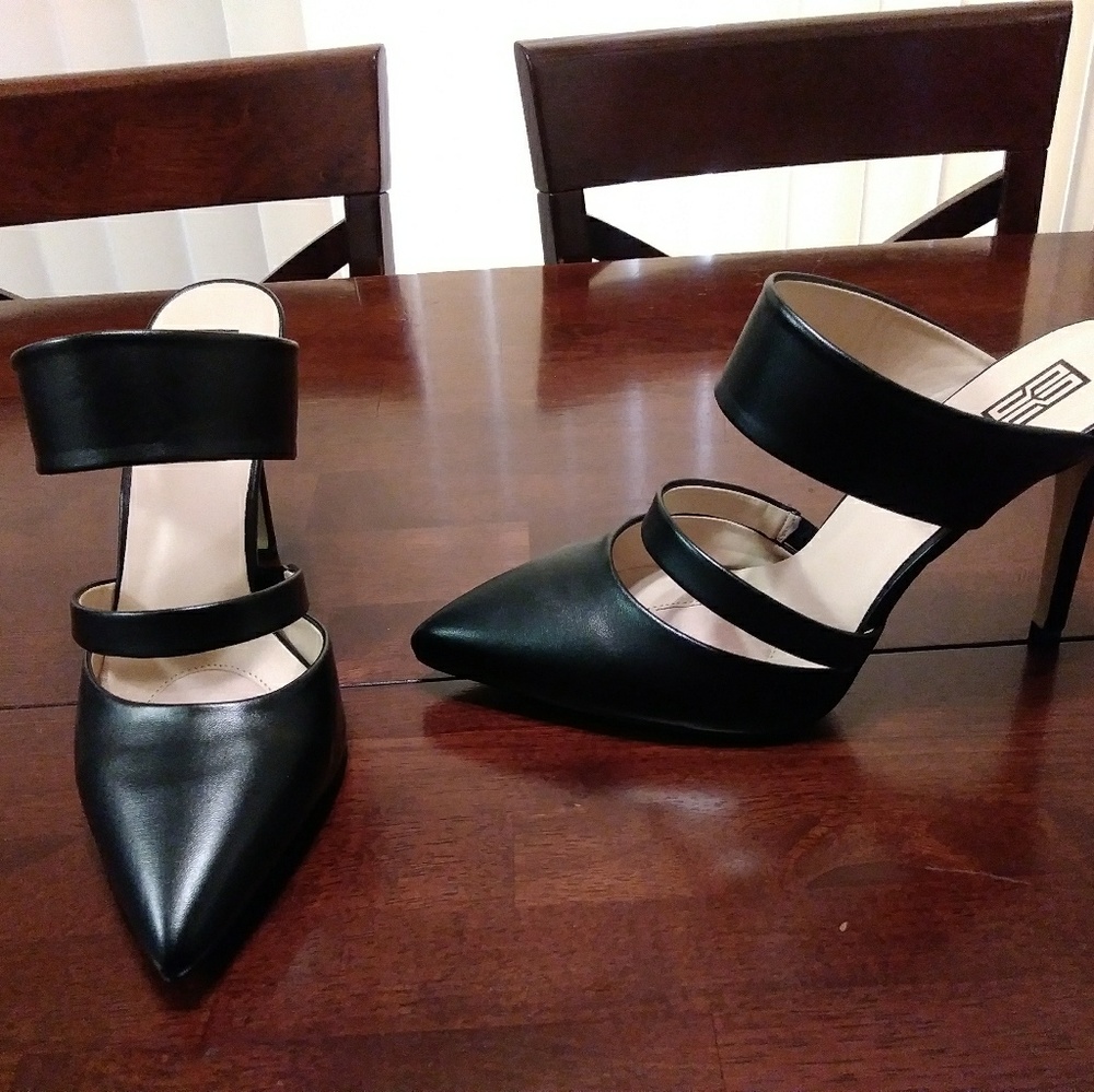 Women's shoes